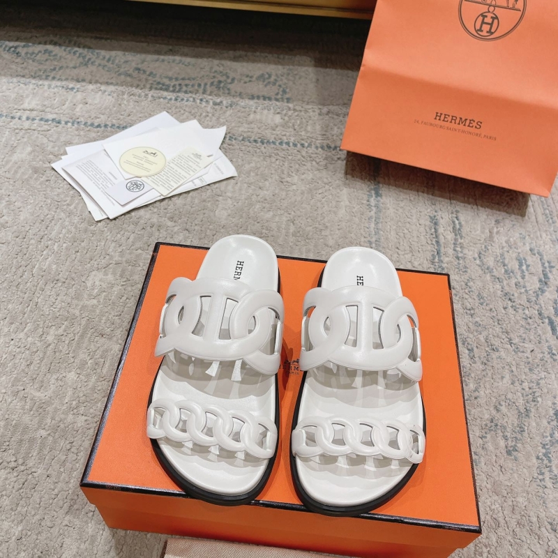 H**mes slippers